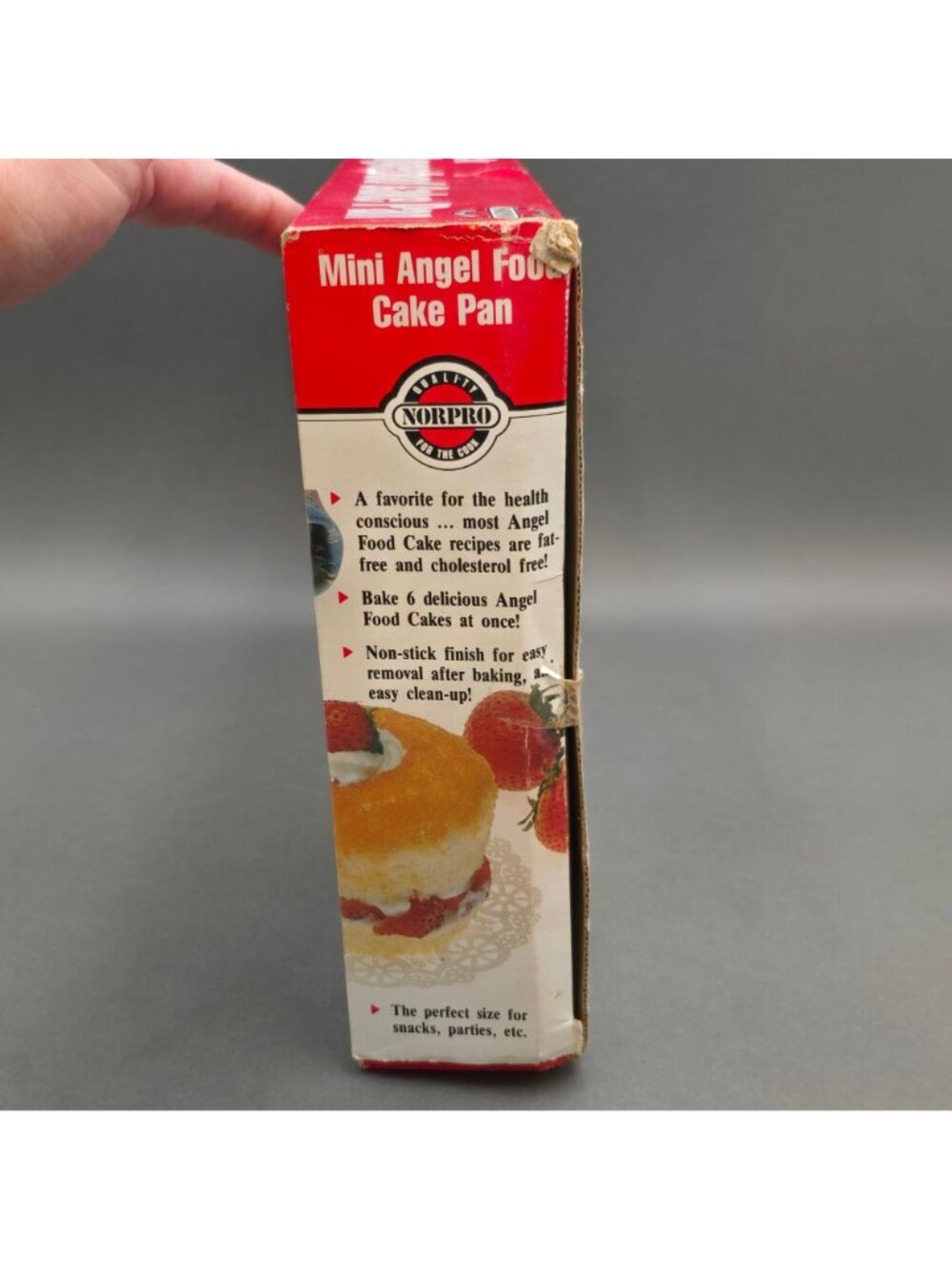 Norpro Nonstick Mini Angel Food Cake Pan 3975 Set Of 6 Linking Tube Pans NIB - Picture 4 of 8